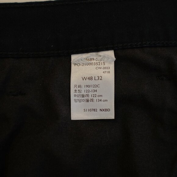 Levi's Signature Athletic Black Denim Jeans 48‎ / 32 High Rise - Picture 5 of 6